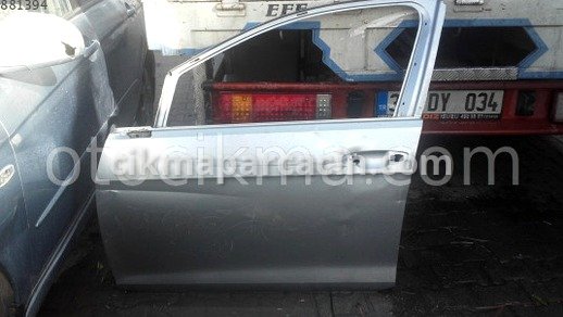 Volkswagen Golf Sol Ön Kapı çıkma parça