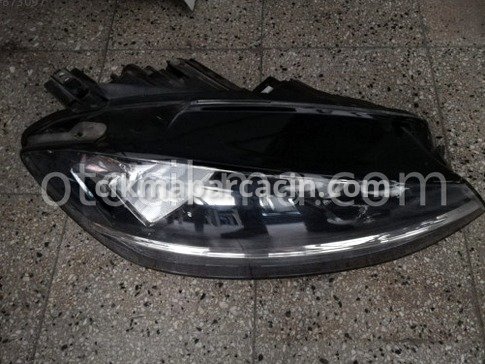 Volkswagen Golf Sağ Ön Far çıkma parça