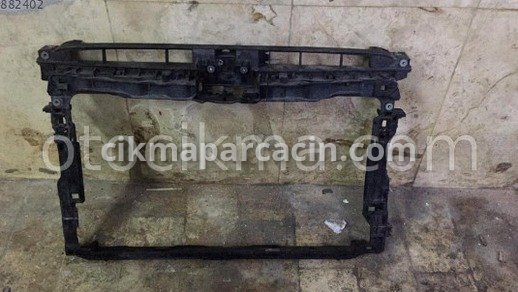 Volkswagen Golf Ön Panel çıkma parça