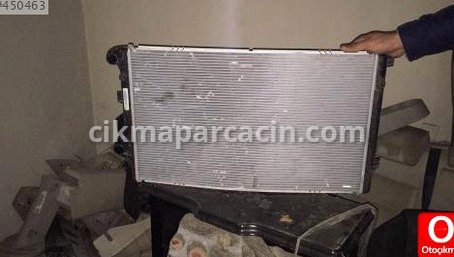 Volkswagen Golf Turbo Radyatörü çıkma parça