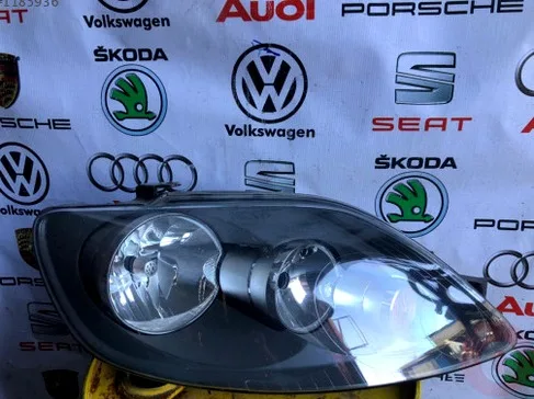 Volkswagen Golf Sağ Ön Far çıkma parça - Bulut Otomotiv Orjinal Çıkma ve Yedek Parça İzmir