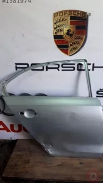 Volkswagen Golf Sağ Ön Kapı çıkma parça - Bulut Otomotiv Orjinal Çıkma ve Yedek Parça İzmir