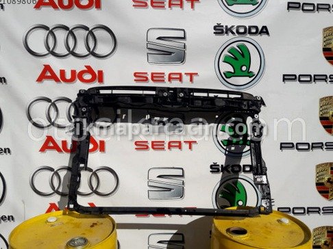 Volkswagen Golf Ön Panel çıkma parça