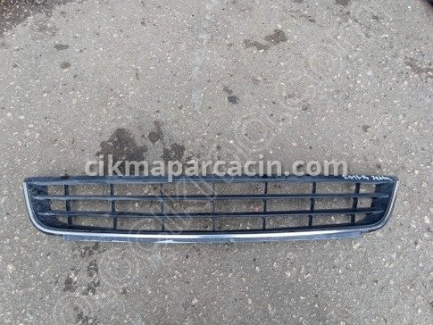 Volkswagen Jetta Ön Tampon çıkma parça