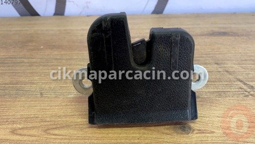Volkswagen Jetta Kaput Arması çıkma parça