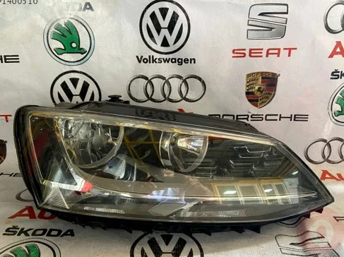 Volkswagen Jetta Sağ Ön Far çıkma parça - Bulut Otomotiv Orjinal Çıkma ve Yedek Parça İzmir