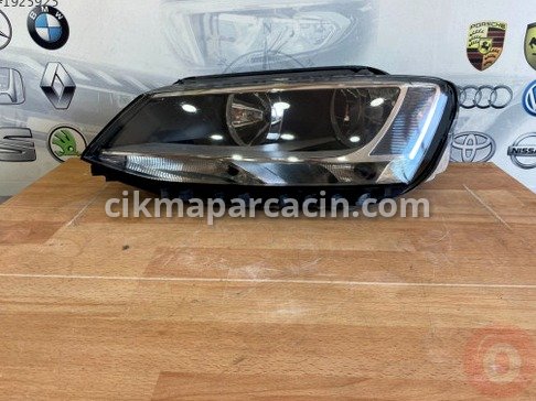 Volkswagen Jetta Sol Ön Far çıkma parça