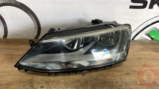 Volkswagen Jetta Sol Ön Far çıkma parça - Bulut Otomotiv Orjinal Çıkma ve Yedek Parça İzmir