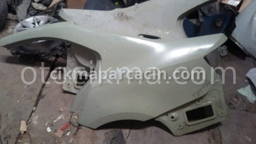 Volkswagen Jetta Sol Ön Çamurluk çıkma parça