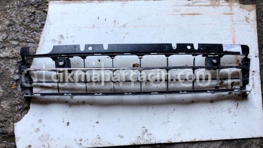 Volkswagen Beetle Tampon Izgarası çıkma parça