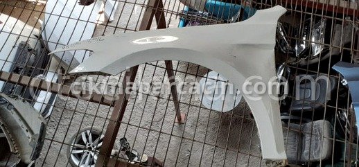 Volkswagen Passat Sol Ön Çamurluk çıkma parça