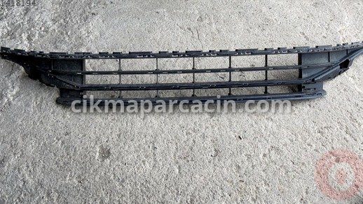 Volkswagen Passat Tampon Izgarası çıkma parça