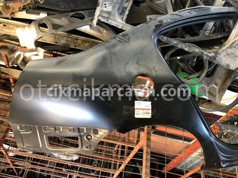 Volkswagen Passat Arka Çamurluk çıkma parça