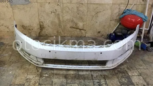 Volkswagen Passat Ön Tampon çıkma parça - Bulut Otomotiv Orjinal Çıkma ve Yedek Parça İzmir