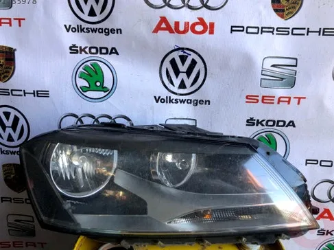 Volkswagen Passat Sağ Ön Far çıkma parça - Bulut Otomotiv Orjinal Çıkma ve Yedek Parça İzmir