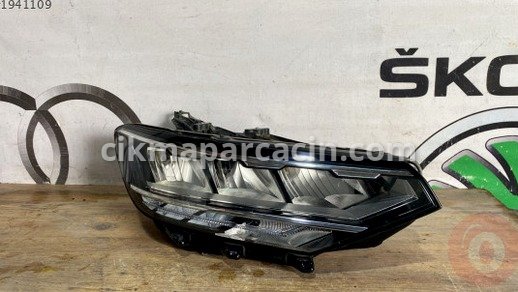 Volkswagen Passat Sağ Ön Far çıkma parça