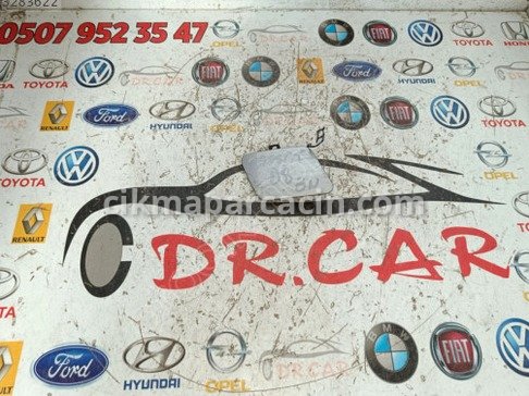 Volkswagen Passat Çeki Demir Kapağı çıkma parça