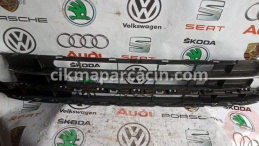 Volkswagen Passat Tampon Izgarası çıkma parça