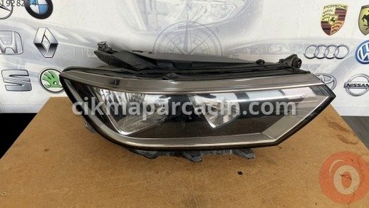 Volkswagen Passat Sağ Ön Far çıkma parça