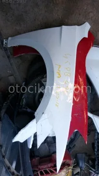 Volkswagen Passat Sağ Ön Çamurluk çıkma parça - Bulut Otomotiv Orjinal Çıkma ve Yedek Parça İzmir