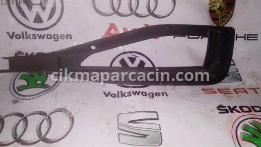 Volkswagen Passat Sis Farı Çerçevesi çıkma parça