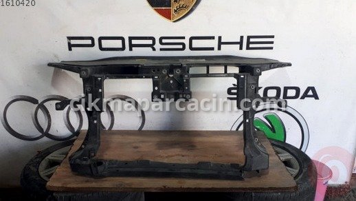 Volkswagen Passat Ön Panel çıkma parça