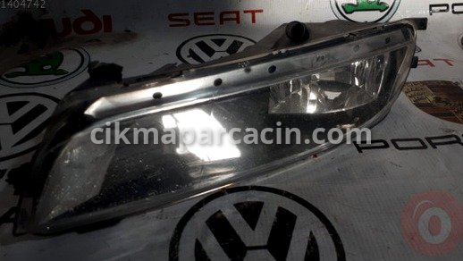 Volkswagen Passat Sis Farı çıkma parça