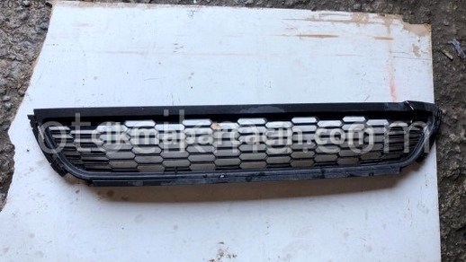 Volkswagen Polo Tampon Izgarası çıkma parça