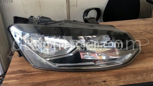 Volkswagen Polo Sağ Ön Far çıkma parça