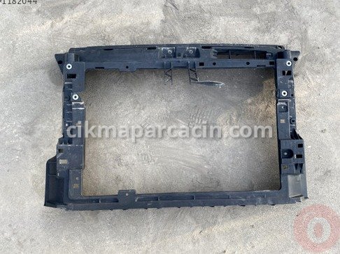 Volkswagen Polo Ön Panel çıkma parça