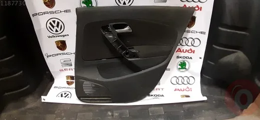 Volkswagen Polo Sol Arka Kapı çıkma parça - Bulut Otomotiv Orjinal Çıkma ve Yedek Parça İzmir