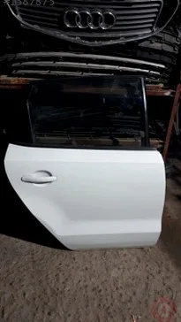 Volkswagen Polo Sağ Arka Kapı çıkma parça