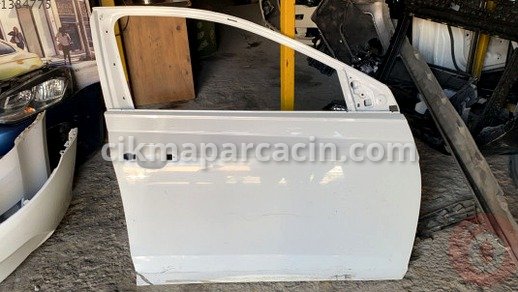 Volkswagen Polo Sağ Ön Kapı çıkma parça