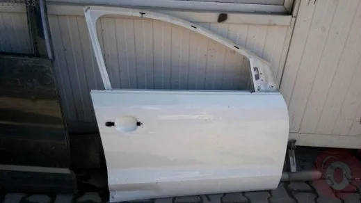 Volkswagen Polo Sağ Ön Kapı çıkma parça - Bulut Otomotiv Orjinal Çıkma ve Yedek Parça İzmir