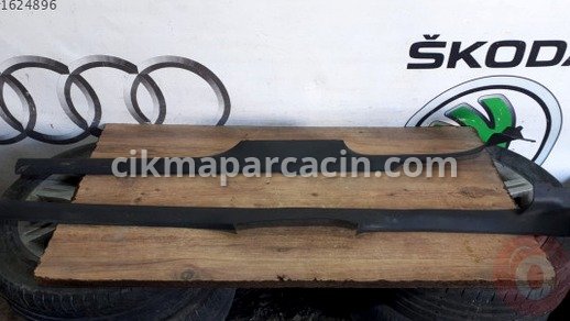Volkswagen Polo Sağ Arka Kapı çıkma parça
