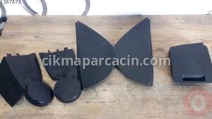 VOLKSWAGEN POLO SAĞ-SOLYAN KAPAK 6r0858247c 6r0864280B | ÇIKMA PARÇA