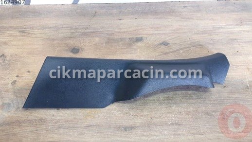 Volkswagen Polo Sol Ön Çamurluk çıkma parça