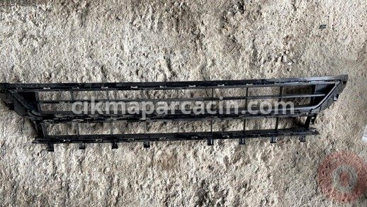 Volkswagen Polo Tampon Izgarası çıkma parça