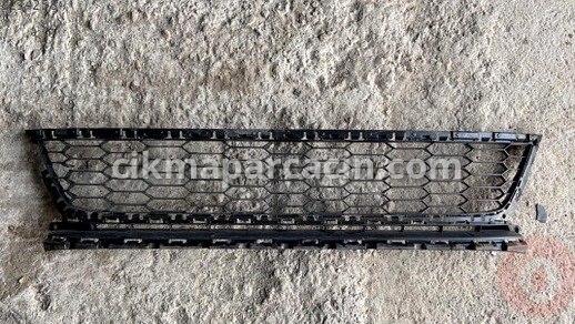 Volkswagen Scirocco Tampon Izgarası çıkma parça