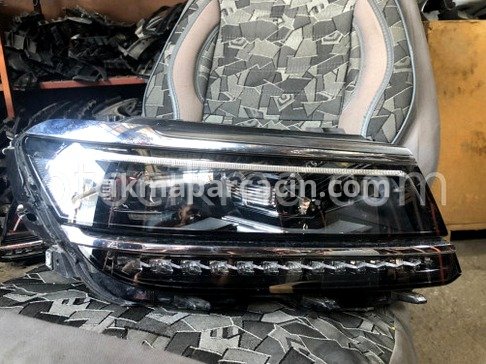 Volkswagen Tiguan Sağ Ön Far çıkma parça