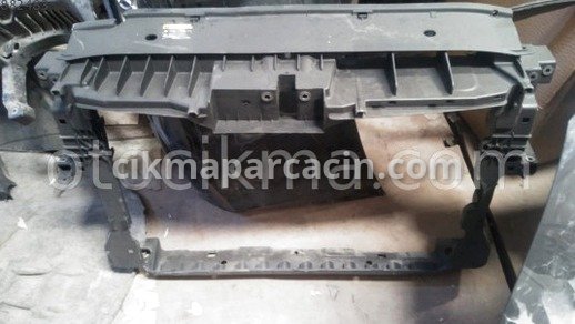 Volkswagen Tiguan Ön Panel çıkma parça