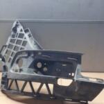 Volkswagen Transporter Tampon Braketi çıkma parça - Bulut Otomotiv Orjinal Çıkma ve Yedek Parça İzmir