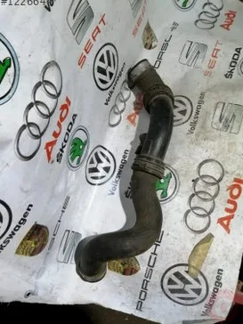 Volkswagen Transporter Turbo Hortumu çıkma parça - Bulut Otomotiv Orjinal Çıkma ve Yedek Parça İzmir