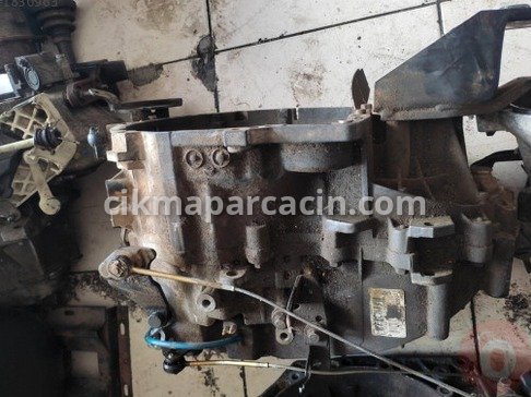 Volvo XC40 Şanzıman Komple çıkma parça