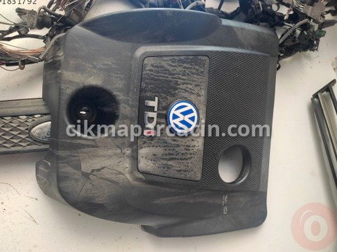 Volkswagen Golf Motor Kapağı çıkma parça