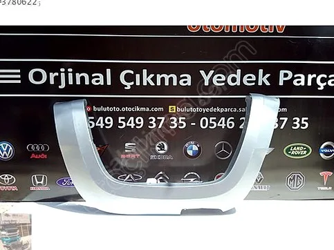 Volkswagen Amarok Sol Ön Çamurluk çıkma parça - Bulut Otomotiv Orjinal Çıkma ve Yedek Parça İzmir