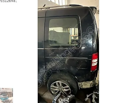 Volkswagen Caddy Sol Ön Çamurluk çıkma parça - Bulut Otomotiv Orjinal Çıkma ve Yedek Parça İzmir