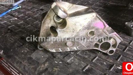 Volkswagen Jetta Motor Bağlantı Braketi çıkma parça