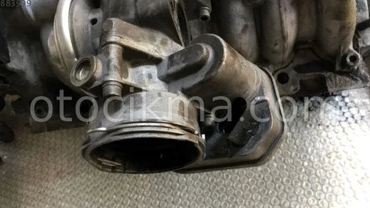 Volkswagen Passat Gaz Kelebeği çıkma parça - Bulut Otomotiv Orjinal Çıkma ve Yedek Parça İzmir