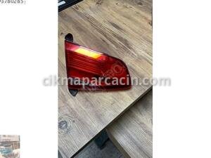 Vw passat b8 arka stop çıkma | ÇIKMA PARÇA